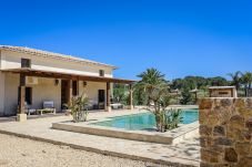 Villa in Jalón - Casita Travel | Finca Flor del Almendro