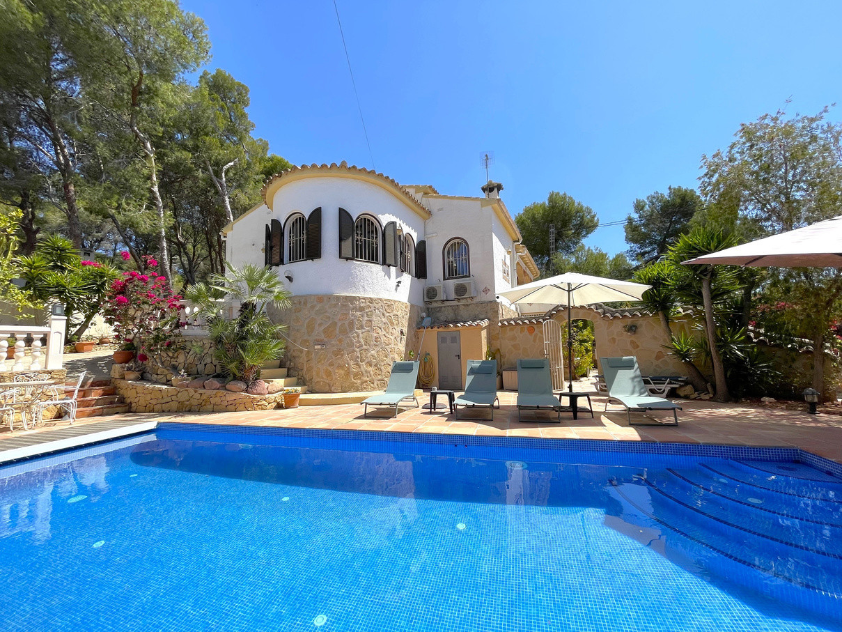 Villa/Dettached house in Moraira - Casita Travel | Villa Sin Prisa